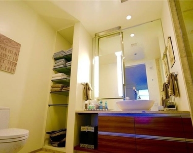 3722 Las Vegas Boulevard - Photo Thumbnail 6