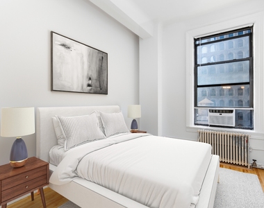 135 William Street - Photo Thumbnail 8