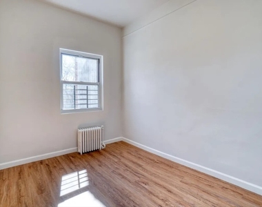 60-39 Maspeth Avenue - Photo Thumbnail 4