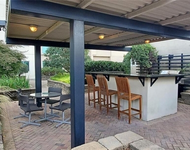4561 Olde Perimeter Way Ne - Photo Thumbnail 35