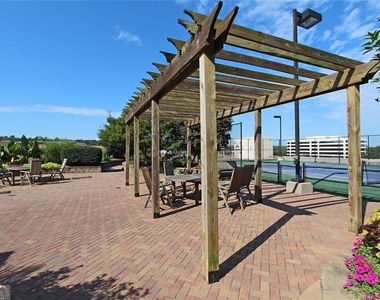 4561 Olde Perimeter Way Ne - Photo Thumbnail 42