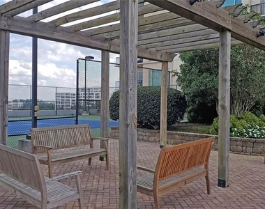 4561 Olde Perimeter Way Ne - Photo Thumbnail 36