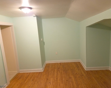 117 Ridgedale Ave - Photo Thumbnail 5
