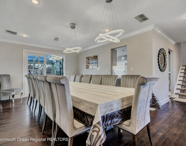 278 Lake Avenue - Photo Thumbnail 4