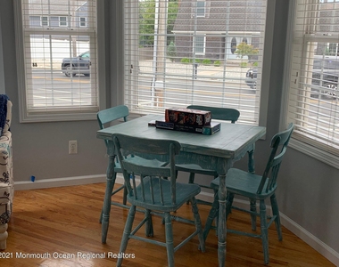 979 Ocean Avenue - Photo Thumbnail 3