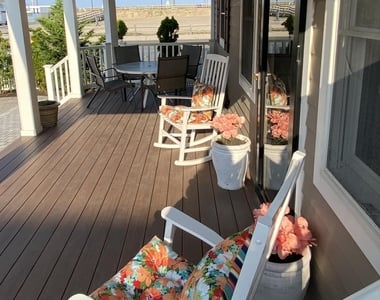 17 Sampson Avenue - Photo Thumbnail 1