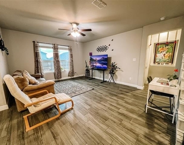 5516 Nelson Parkway - Photo Thumbnail 5