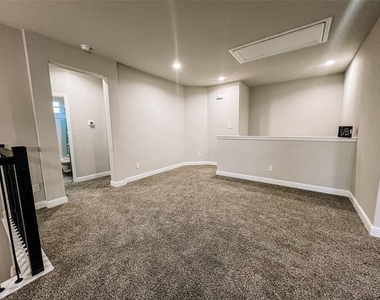 5516 Nelson Parkway - Photo Thumbnail 15