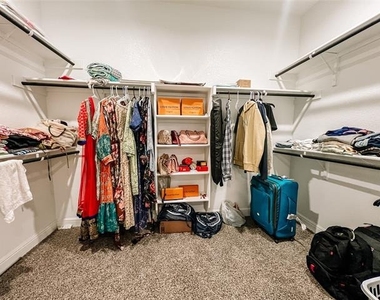 5516 Nelson Parkway - Photo Thumbnail 13