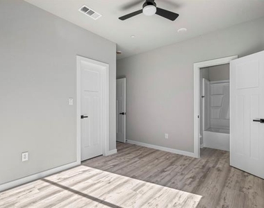 948 S Corinth Street - Photo Thumbnail 14