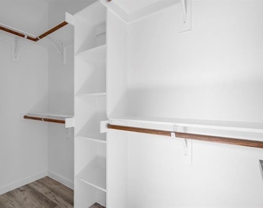 948 Corinth Street - Photo Thumbnail 16