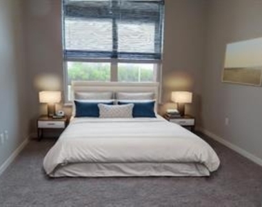 112 E Greenhill Lane - Photo Thumbnail 5