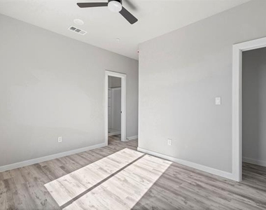 948 S Corinth Street - Photo Thumbnail 23