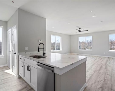 948 S Corinth Street - Photo Thumbnail 11