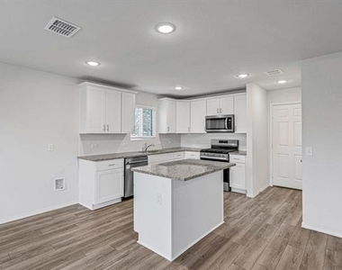 16009 Wanderer Lane - Photo Thumbnail 3