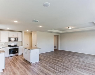 16009 Wanderer Lane - Photo Thumbnail 7
