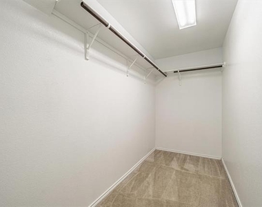 5007 Royal Amber Lane - Photo Thumbnail 29