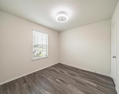 5007 Royal Amber Lane - Photo Thumbnail 22