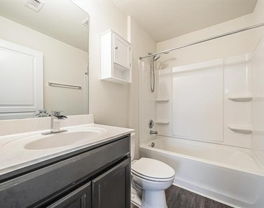 5007 Royal Amber Lane - Photo Thumbnail 32