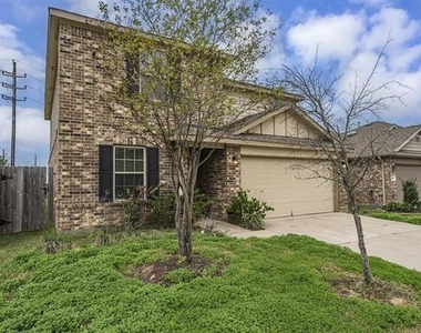 5007 Royal Amber Lane - Photo Thumbnail 2