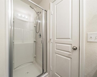 5007 Royal Amber Lane - Photo Thumbnail 31