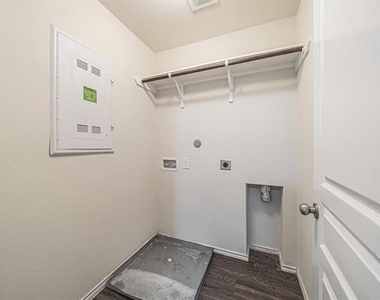 5007 Royal Amber Lane - Photo Thumbnail 35