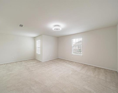 5007 Royal Amber Lane - Photo Thumbnail 20