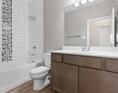 220 Camden Street - Photo Thumbnail 10