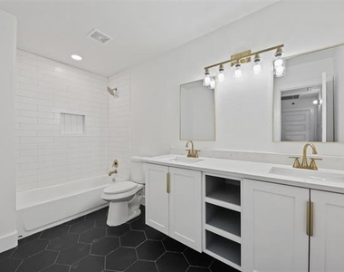 1412 Crosspointe Street - Photo Thumbnail 22