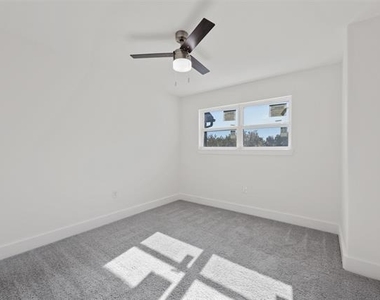 1412 Crosspointe Street - Photo Thumbnail 15