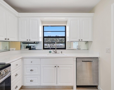 200 Intracoastal Place - Photo Thumbnail 5