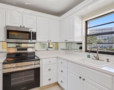 200 Intracoastal Place - Photo Thumbnail 4