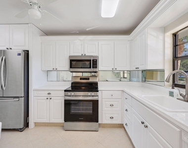 200 Intracoastal Place - Photo Thumbnail 3