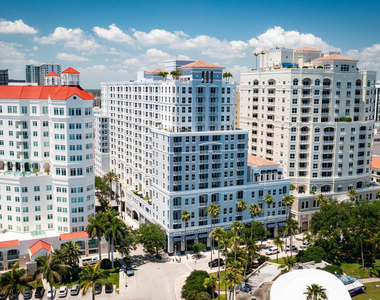 255 Evernia Street - Photo Thumbnail 41