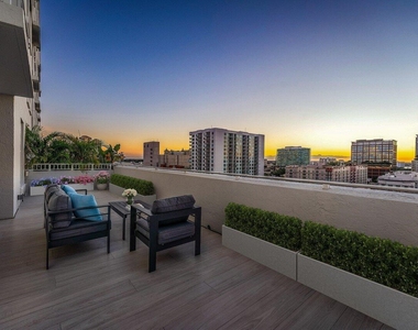 255 Evernia Street - Photo Thumbnail 31