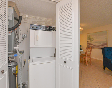 1950 Sw Palm City Road - Photo Thumbnail 15