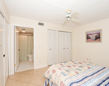 1950 Sw Palm City Road - Photo Thumbnail 12