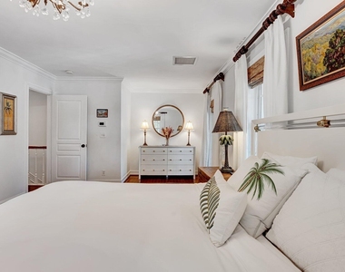306 N Swinton Avenue - Photo Thumbnail 25