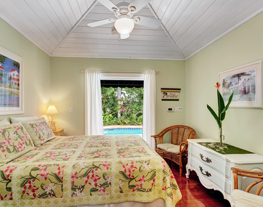 306 N Swinton Avenue - Photo Thumbnail 13