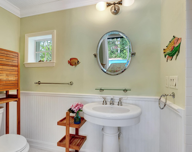 306 N Swinton Avenue - Photo Thumbnail 15