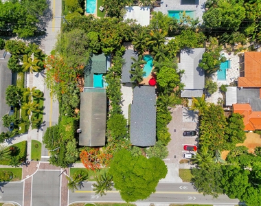 306 N Swinton Avenue - Photo Thumbnail 47