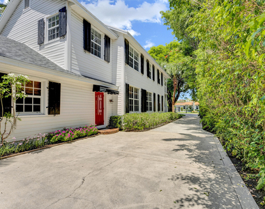 306 N Swinton Avenue - Photo Thumbnail 5