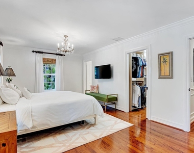 306 N Swinton Avenue - Photo Thumbnail 26