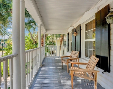 306 N Swinton Avenue - Photo Thumbnail 51