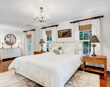 306 N Swinton Avenue - Photo Thumbnail 24