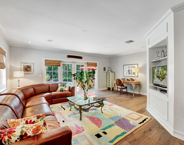306 N Swinton Avenue - Photo Thumbnail 39