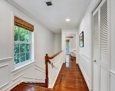 306 N Swinton Avenue - Photo Thumbnail 17