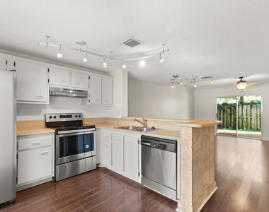 2521 Ne 15th Street - Photo Thumbnail 18