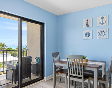801 S Ocean Drive - Photo Thumbnail 11