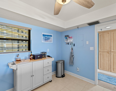 801 S Ocean Drive - Photo Thumbnail 5